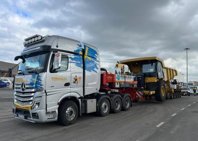 Renabal transporte de maquinaria a toda España Francia y Portugal